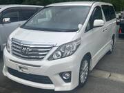 2013 TOYOTA ALPHARD 240S