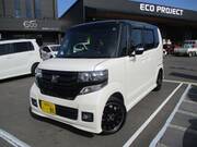2017 HONDA N-BOX CUSTOM