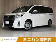 2017 TOYOTA NOAH