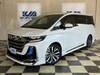 TOYOTA VELLFIRE HYBRID