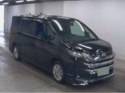 2022 TOYOTA NOAH