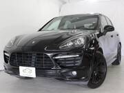 2011 PORSCHE CAYENNE (Left Hand Drive)