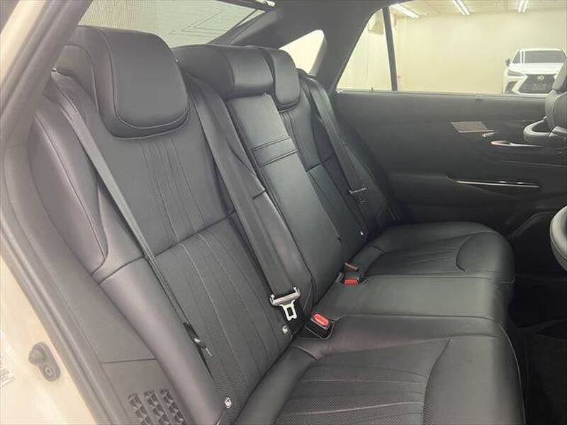 2018 TOYOTA CROWN for sale - photo 9