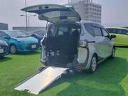 2017 TOYOTA SIENTA
