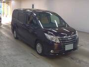 2014 TOYOTA NOAH