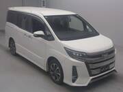 2018 TOYOTA NOAH