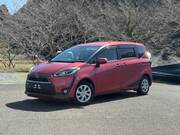 2017 TOYOTA SIENTA X