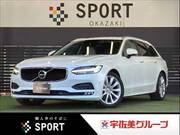 2019 VOLVO V90