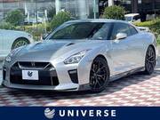 2017 NISSAN GT-R
