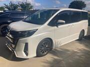2015 TOYOTA NOAH