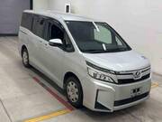 2020 TOYOTA VOXY