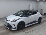 2022 TOYOTA C-HR