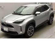 2022 TOYOTA YARIS CROSS