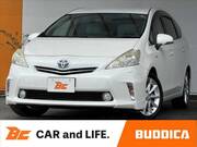 2012 TOYOTA PRIUS ALPHA