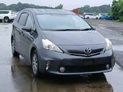 2013 TOYOTA PRIUS ALPHA