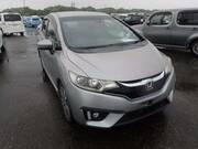 2016 HONDA FIT HYBRID S PACKAGE