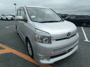 2007 TOYOTA VOXY ZS