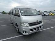 2013 TOYOTA HIACE WAGON GL