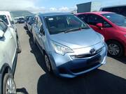 2015 TOYOTA RACTIS G