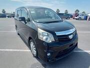 2012 TOYOTA NOAH SI