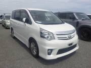 2012 TOYOTA NOAH SI