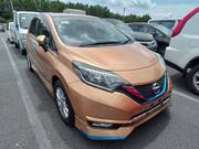 2017 NISSAN NOTE