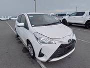 2020 TOYOTA VITZ F
