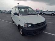 2004 TOYOTA TOWNACE VAN DX