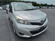 2012 TOYOTA VITZ U