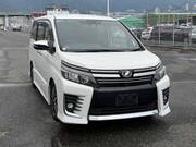 2017 TOYOTA VOXY