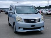 2011 TOYOTA NOAH X SMART EDITION