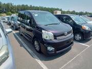 2013 TOYOTA VOXY