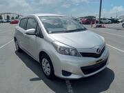 2011 TOYOTA VITZ F