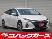 2019 TOYOTA PRIUS PHV