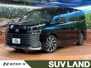 2022 TOYOTA VOXY