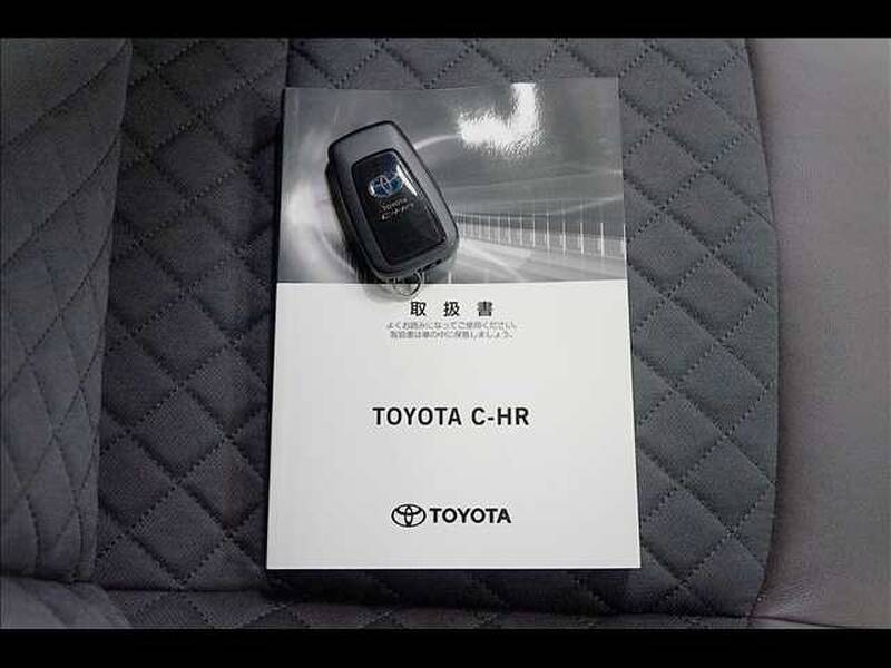 2018 TOYOTA C-HR for sale - photo 9