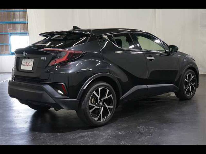 2018 TOYOTA C-HR for sale - photo 10