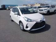 2019 TOYOTA VITZ F