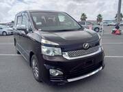 2011 TOYOTA VOXY ZS KIRAMEKI II