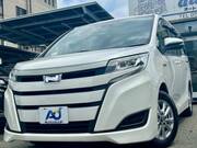 2018 TOYOTA NOAH HYBRID X