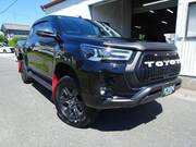 2024 TOYOTA HILUX Z