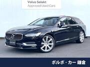 2018 VOLVO V90