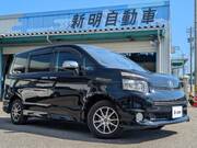 2010 TOYOTA VOXY