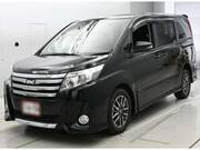 2015 TOYOTA NOAH