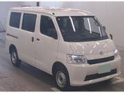 2025 TOYOTA TOWNACE VAN