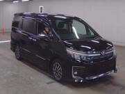 2017 TOYOTA VOXY