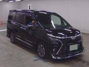 2019 TOYOTA VOXY