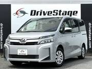 2017 TOYOTA VOXY X