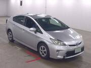 2014 TOYOTA PRIUS S