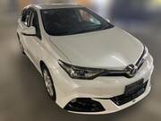 2015 TOYOTA AURIS